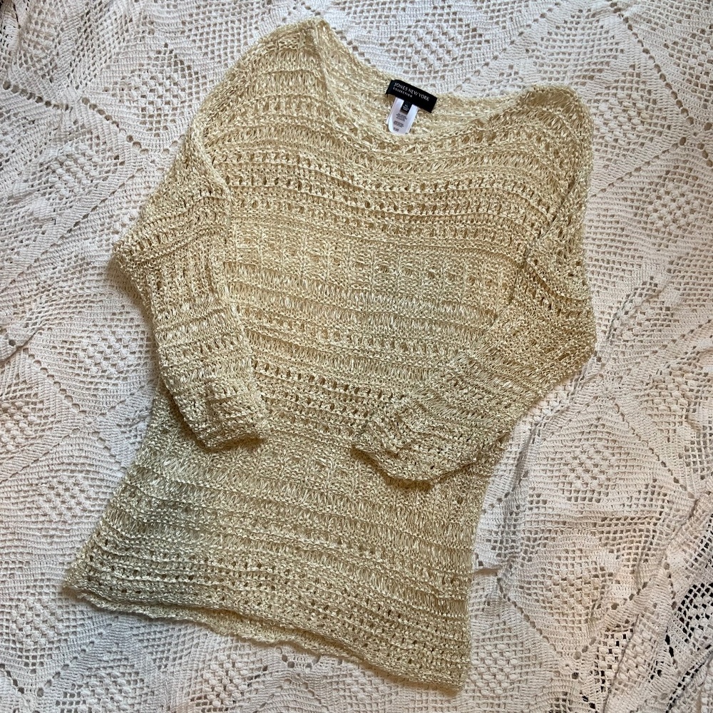 Jones New York crocheted sweater/top
